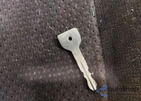 2004 Subaru Legacy L/L W/35Th Anniversary Edition z USA, uszkodzony, nr VIN 4S3BH625247301587